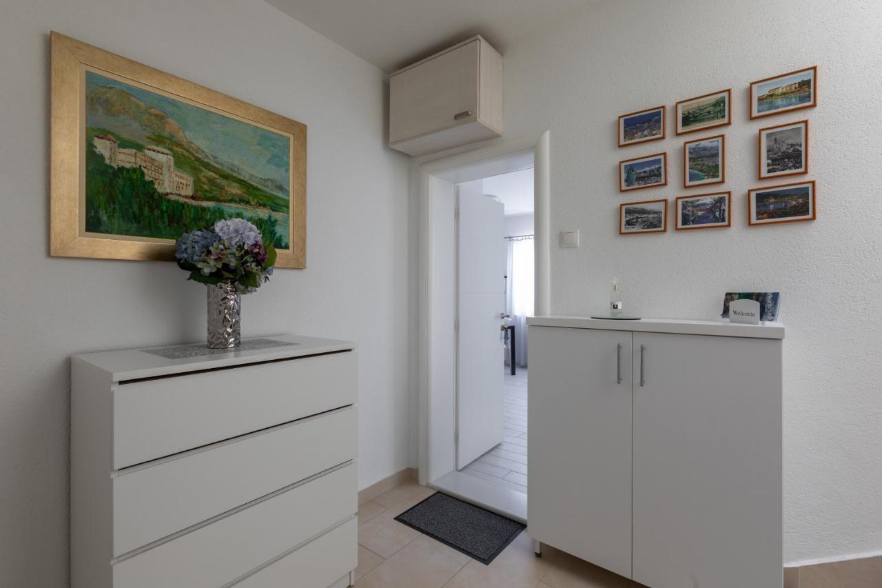 Hortenzija Apartments Макарська Екстер'єр фото